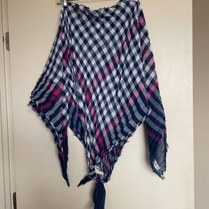 Abercrombie & Fitch plaid scarf